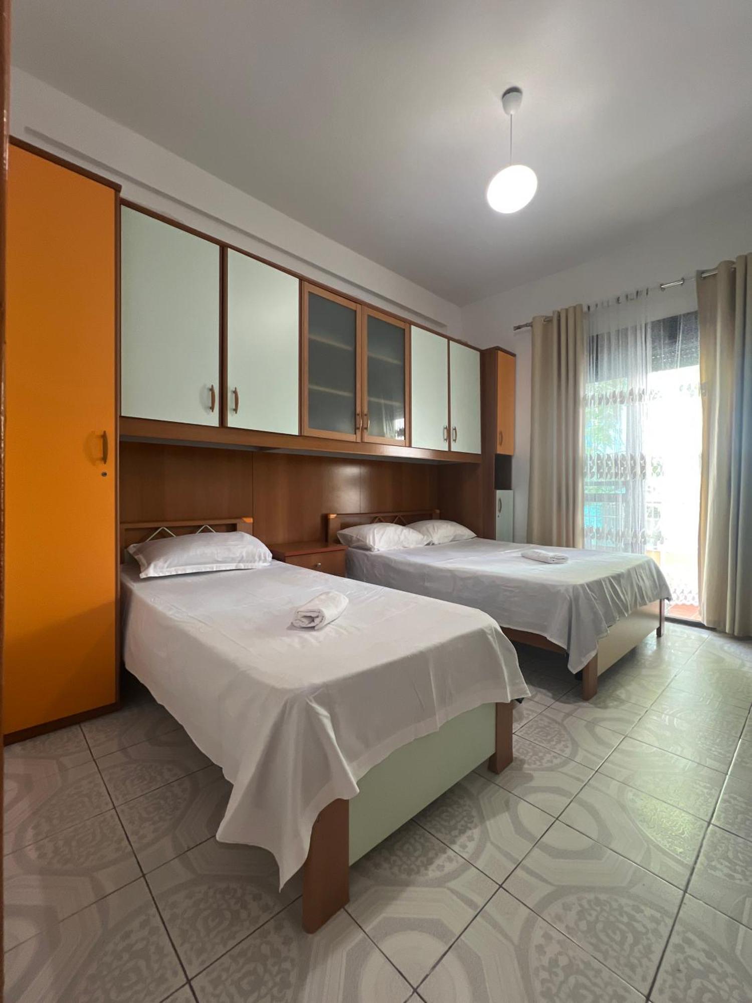 Seaside Apartments Durrës Buitenkant foto